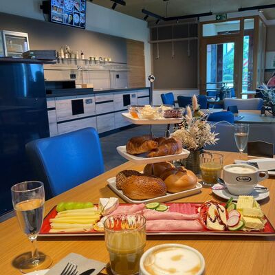 Bild vergr&ouml;&szlig;ern: Frühstück a la cart