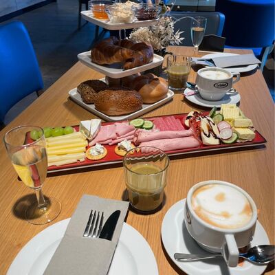 Bild vergr&ouml;&szlig;ern: Frühstück a la cart
