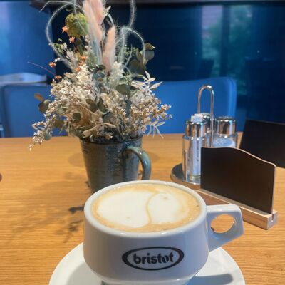 Bild vergr&ouml;&szlig;ern: Frühstück a la cart