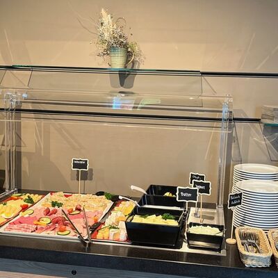 Bild vergr&ouml;&szlig;ern: Frühstücksbuffet