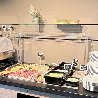 Bild vergr&ouml;&szlig;ern: Frühstücksbuffet