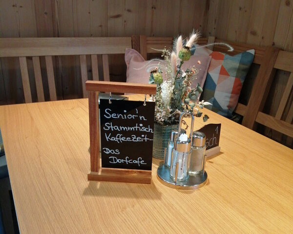Senior'n Stammtisch im Cafe "KaffeeZeit - Das Dorfcafe"
